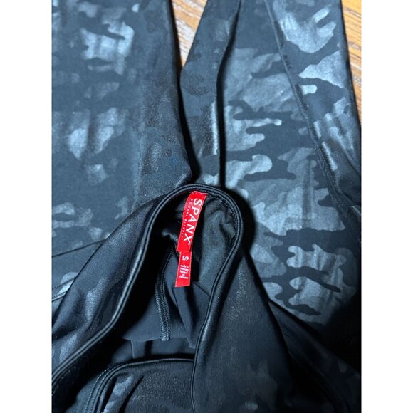 NEW Spanx S Camo Black Faux Leather Leggings High Rise Shaping Slimming Pants - Picture 7 of 10